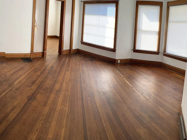 303 E Short St #1-2 — Photo 8