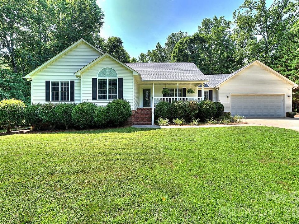 1st image of 255 Tanager Dr