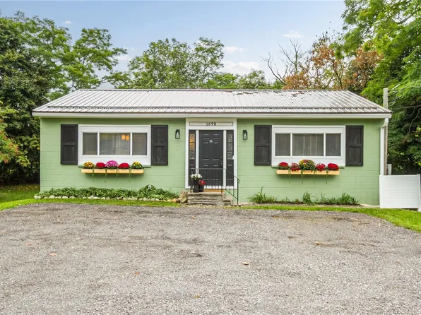 1698 State Route 88 N, Newark, NY 14513