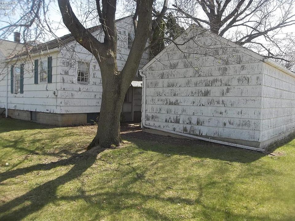 2nd image of 140 Huffman St