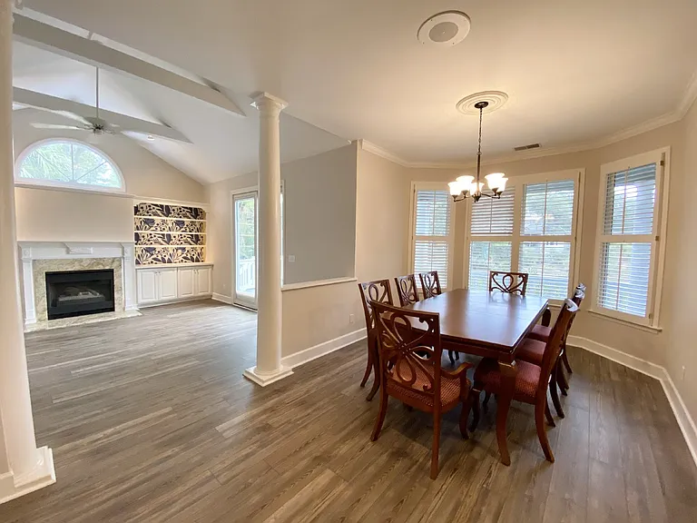9 Royal Pointe Dr — Photo 14