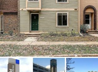 6020 Timber Hollow Ln, Springfield, VA 22152