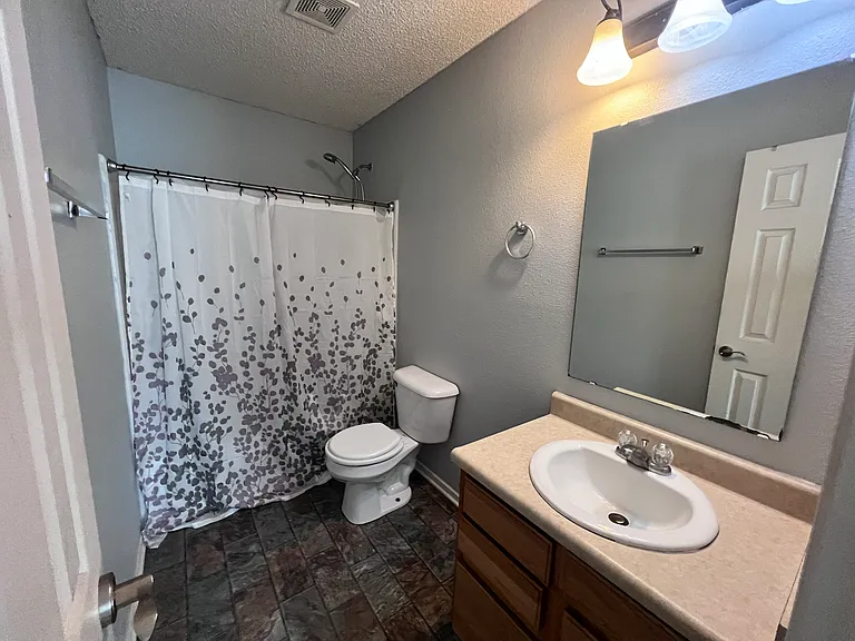 2726 Chilton Dr — Photo 13