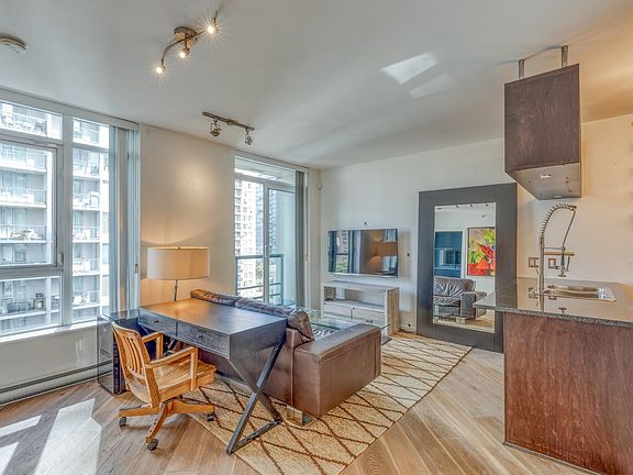 3rd image of 1001 Homer St #1408