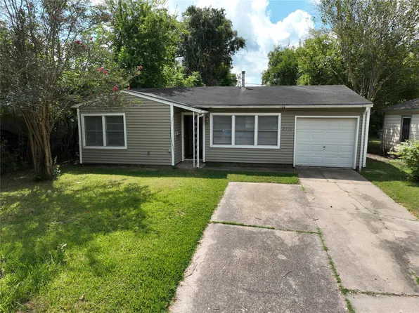 2510 5th St, Galena Park, TX 77547