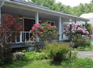 186 Richmond Rd, Malden Bridge, NY 12115