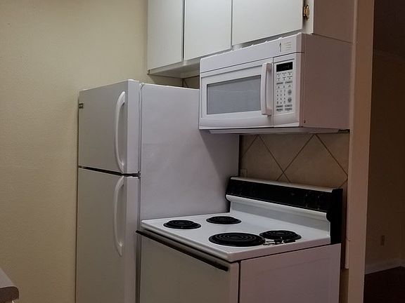 4th image of 255 W Ocean View Ave APT 15