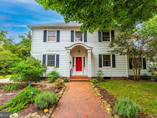 716 Parkway Cir, Salisbury, MD 21804