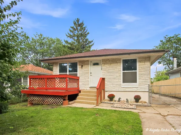 1509 Elm Ave, Round Lake Beach, IL 60073