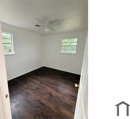 1320 S Locust Dr — Photo 8