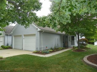 20894 Autumn Oval #34, Strongsville, OH