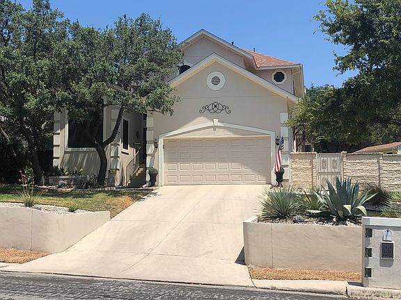 3rd image of 7419 Moss Brook Dr