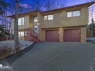 9645 Etolin Cir, Eagle River, AK 99577