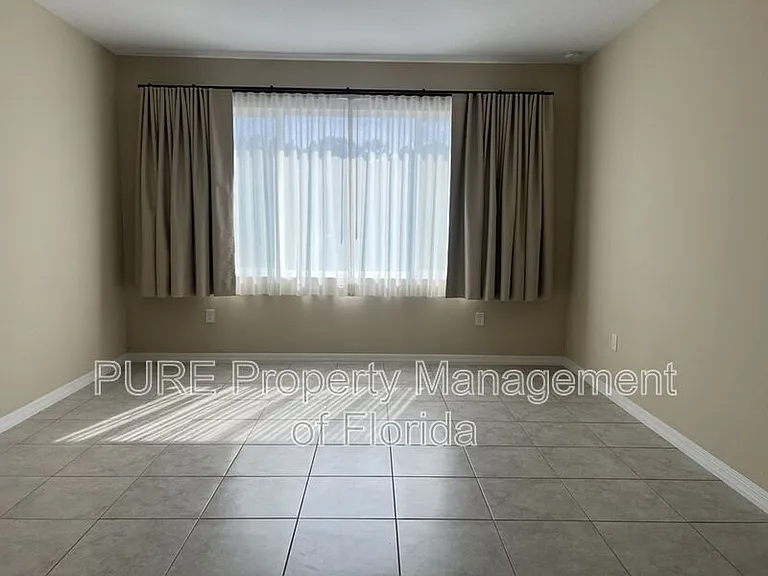 10376 SW 99th St — Photo 34