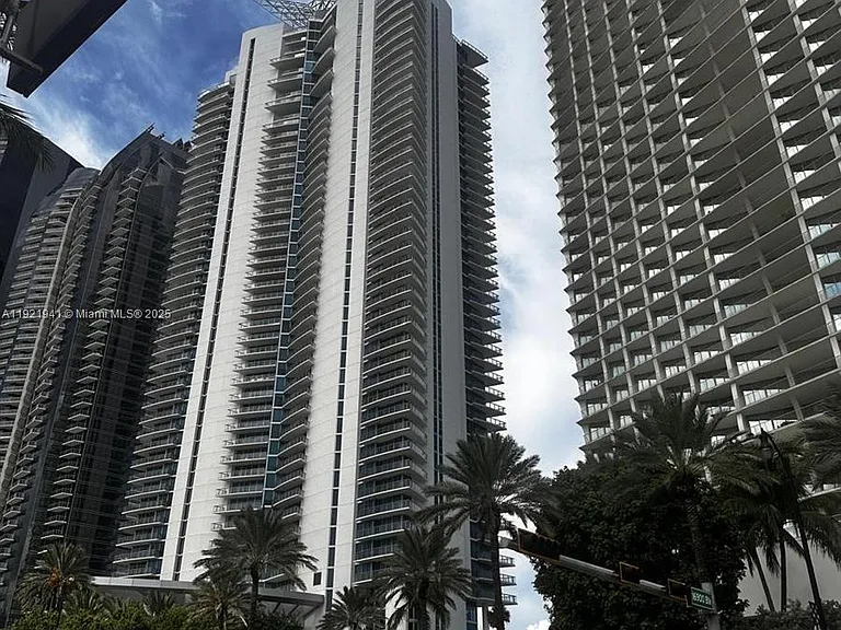 17001 Collins Ave #2601 — Photo 7