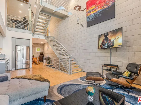 3450 Cahuenga Blvd W APT 412, Los Angeles, CA 90068