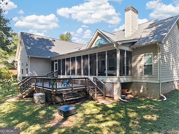 4th image of 545 Nancy Branch Rd NE