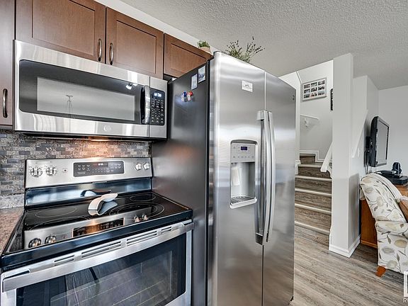 225228762-10_01112023