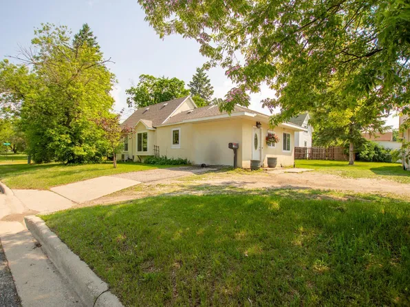 724 10th St NW, Bemidji, MN 56601