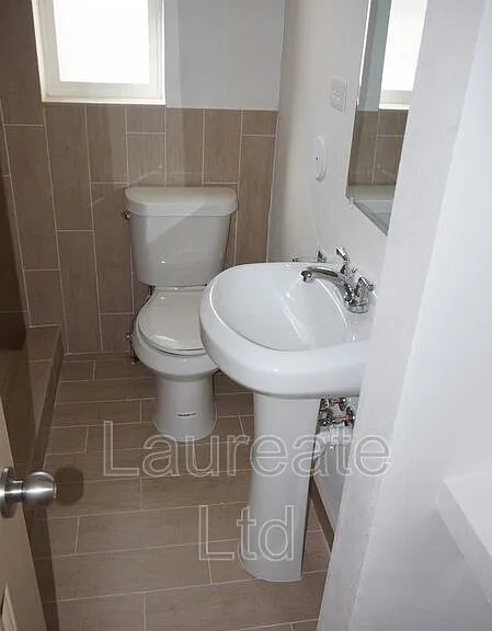 2228 Ames St — Photo 4