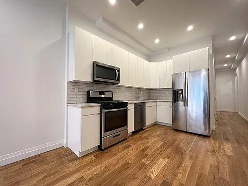 315 W 103rd St #4 Photo 1