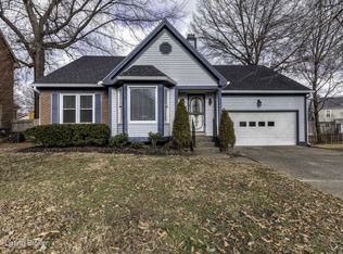 7803 Old Tree Run, Lyndon, KY 40222