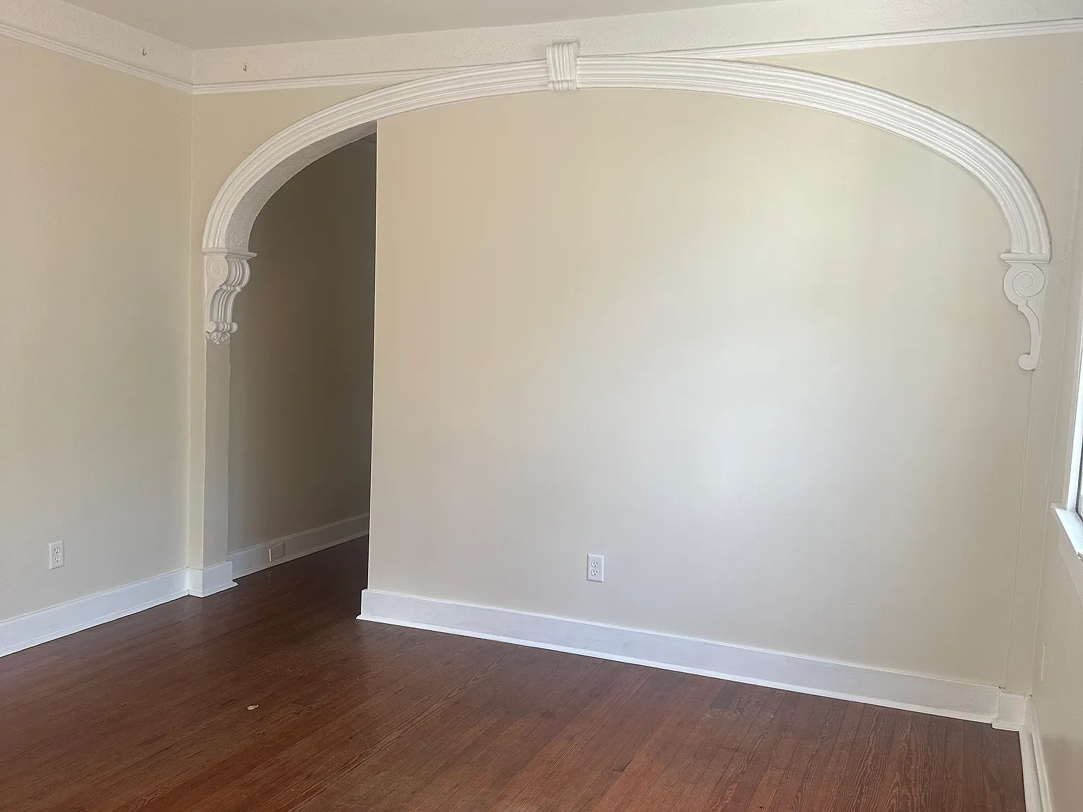 2846 State St — Photo 3