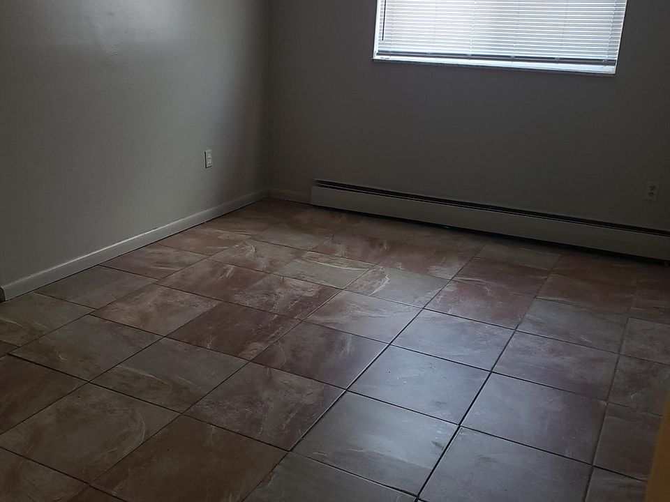 1st image of 2545 Montana Ave