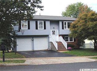 2 Juniper Pl, Howell, NJ 07731