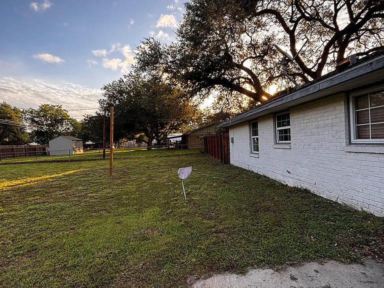 303 Cannon Rd — Photo 20