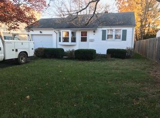 911 Central Ave, Spring Lake, NJ 07762