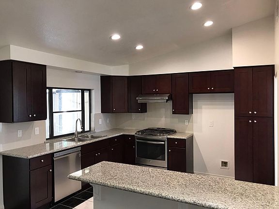 3rd image of 13610 Pageantry Pl