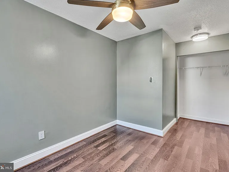 2237 Farrington Ave #203 — Photo 19
