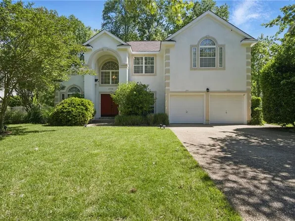 2548 Eagles Lake Rd, Virginia Beach, VA 23456