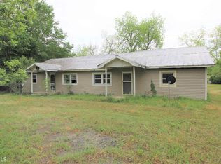 425 3rd St, Unadilla, GA 31091
