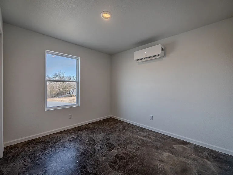 5825 Lions Rd #1 — Photo 8