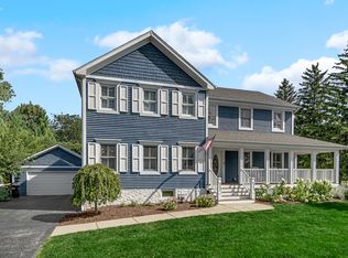 400 N Wilmette Ave, Westmont, IL 60559