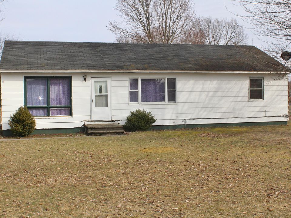 2nd image of 3252 S Brooks Rd