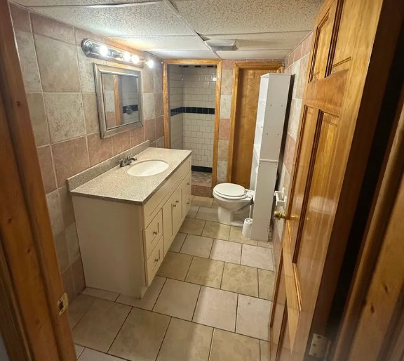 1 bed, $1,300 — Photo 3