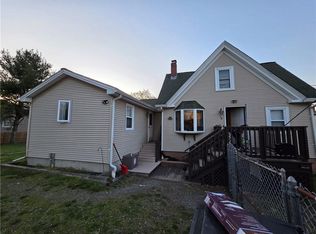 38 River St, West Warwick, RI 02893