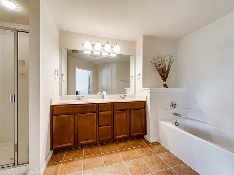 7941 Hannah St — Photo 12