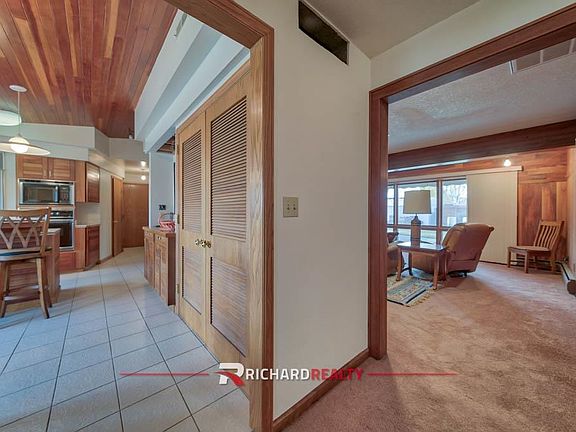 3rd image of 1304 Circle Road
