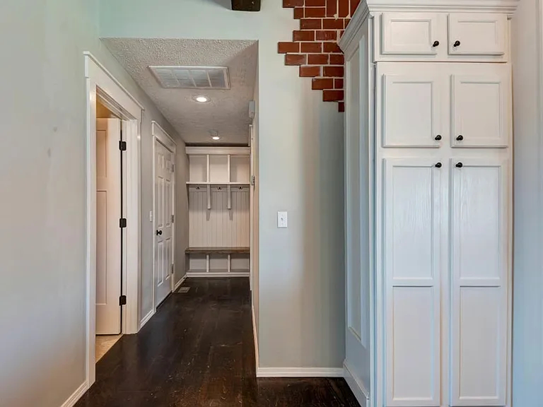 1451 N Opportunity Ave — Photo 5