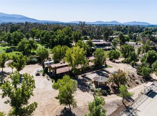 36400 Glenoaks Rd, Temecula, CA 92592