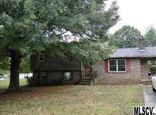 1653 Nottingham Dr, Newton, NC 28658