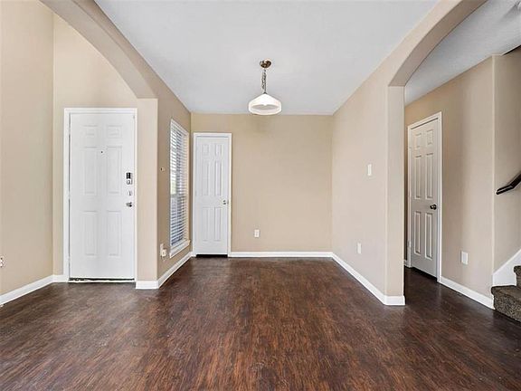 2nd image of 2667 Kiplands Way Dr