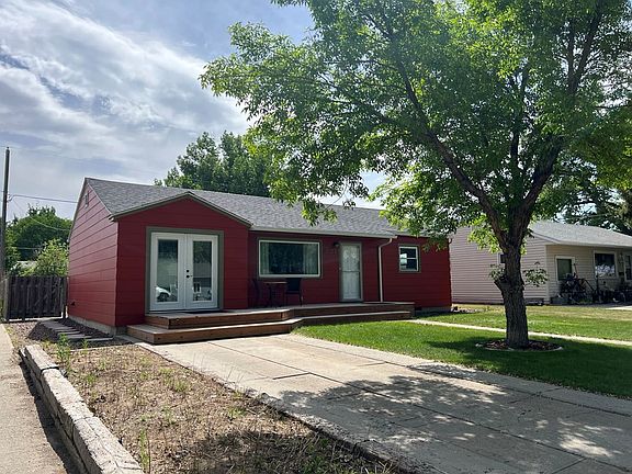 2nd image of 821 S 12th St