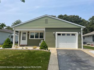 27 Cabrillo Blvd, Toms River, NJ 08757