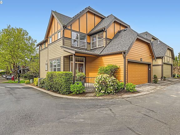 3rd image of 799 NE 70th Ave