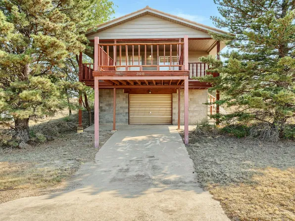 308 Liberty Dr, Clarendon, TX 79226